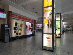 -蒙特利尔皮埃尔·埃利奥特·特鲁多国际机场