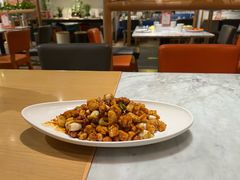 -渝信川菜 · 川味家常菜(财富购物中心店)