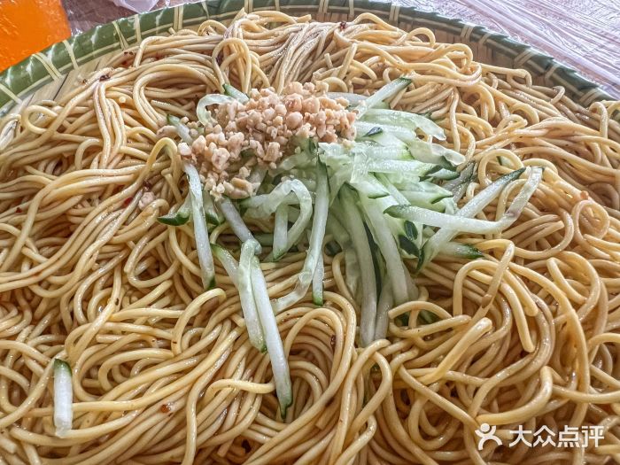 五七小李子油焖大虾(总店)凉面图片