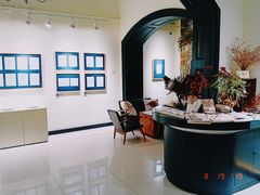 -良友书坊(安徽路店)