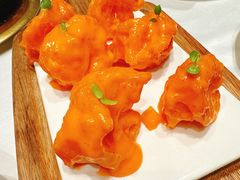 海胆酱焗明虾丸子-香港龙凤楼(陆家嘴中心店)