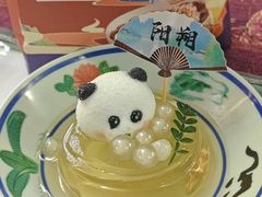 -刘姐啤酒鱼民族演艺餐厅(西街总店)