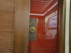-梅龙镇酒家(南京西路总店)
