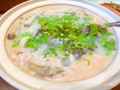 鱼头汤-翠山·映月湖景餐厅(映月湖公园店)
