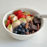 Share Brunch|granola希腊酸奶碗🍓🫐