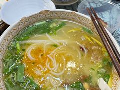 -桥香园云南过桥米线(金马碧鸡店)