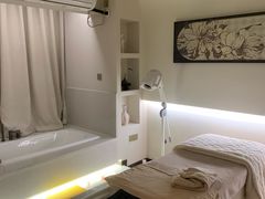 -瑶舍头疗·瑶浴·芳香热石SPA(五洲国际店)