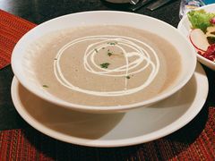 -WOLFGANG PUCK KITCHEN & BAR(迪士尼小镇店)