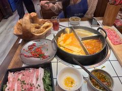-热火朝天鲜切牛肉火锅(南强街巷店)