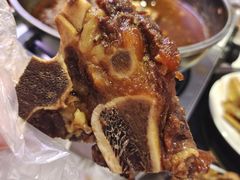 -运气牛自助酱大骨火锅(南京东路店)