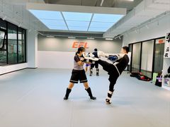 -EFL巴西柔术·综合格斗·泰拳·少儿体能训练(虹桥德必馆)