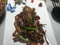 茶树菇烧汁牛柳-天福苑(崇宁路店)