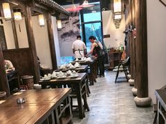 -聚汇三少·龙虾·中餐厅(莫邪路新天地店)