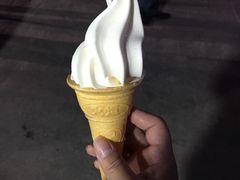 -古老冰山特色冰淇淋店(艾提尕尔店)