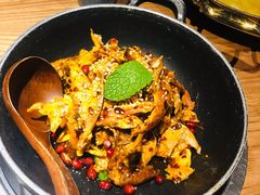 擂辣椒烧手撕鸡-吃饭皇帝大(合生汇店)
