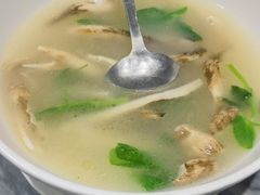 -蔼若春.传承三十年云南菜(金碧公园店)