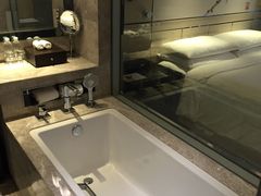 -上海宝华万豪酒店