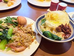 -杭州西湖湖滨银泰亚朵酒店