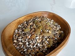 -黑青稞庄园·新式藏餐·牦牛肉汤锅(新都桥店)