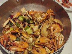 -七欣天香辣蟹火锅(闵行浦江欢乐颂店)