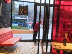 -必胜客(大坪英利店)