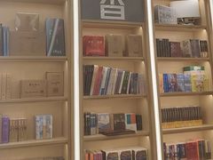 -新华书店(泉城路店)