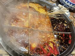 -周小明火锅(黑金冠社区店)