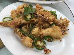 椒盐鱿鱼-新陶陶酒家