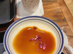 -云阿蛮云南生烫牛肉米线(奉贤路店)