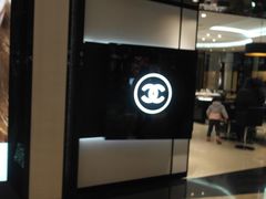 -Chanel(德基广场店)