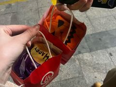 -海底捞火锅(曹安公路店)