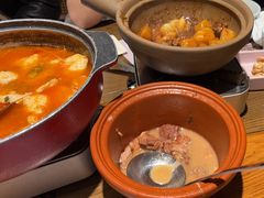 -黄泥岗·地道湖北菜(奥特莱斯店)