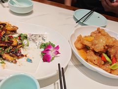 -梅利汴京烤鸭•开封豫菜地标店(东司门店)