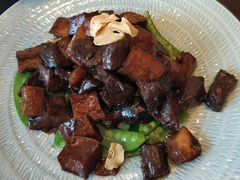 安格斯牛肉粒-环球港凯悦 · 享悦中餐厅