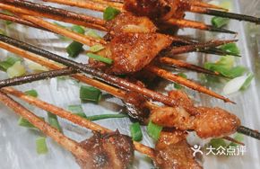 Handcrafted Pig's Trotter Nibs