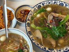 -邱芳粉店(迎宾大道旗舰店)