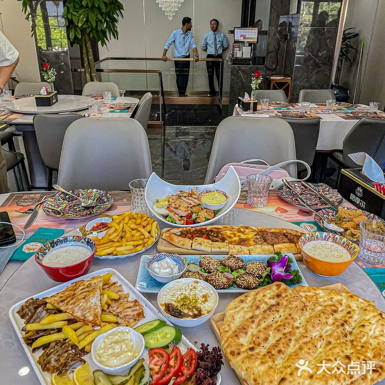 义乌新开的‼️ 喀摩尔土耳其餐厅!好吃又浪漫