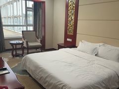 -兴芮温泉度假区