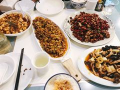 鱼香肉丝-付掌柜在成都·热炒砂锅集(金禾店)