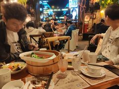 -胡桃里音乐酒馆(环亚凯瑟琳广场店)