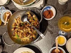 -渔语鱼新川菜Bistro(万象天地店)