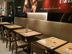 -必胜客(WOW中心城店)