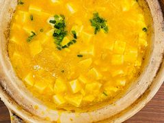 蟹黄烧豆腐-鲁宴·鲁煨黄河生态大鲤鱼(月坛店)