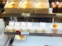 面包甜点陈列柜-好利来(新建北路店)