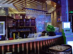 -GAGA主题量贩式KTV平价店(工大店)