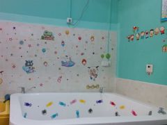 -海贝婴儿游泳馆