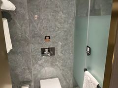 -艾豪森酒店(西安大雁塔大唐不夜城店)