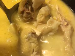 -鲜入围煮花胶鸡海鲜火锅