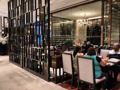 -广州万富希尔顿酒店-感趣自助餐厅·生蚝海鲜刺身