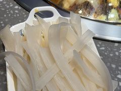 -山里屯铁锅炖·东北菜(康桥店)